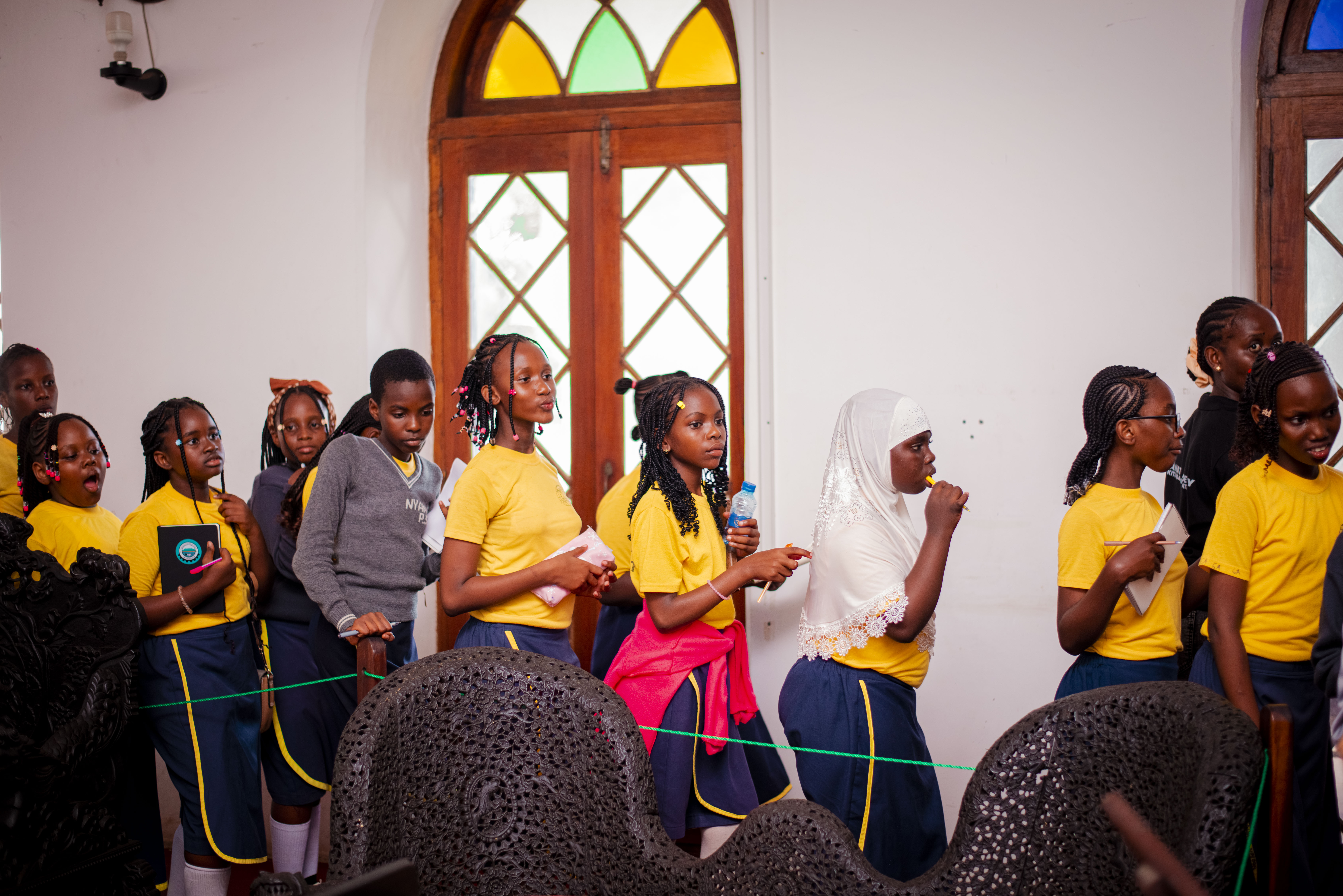 Students exploring Sultan's Palace
